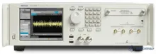 AWG70001A — генератор сигналов произвольной формы фото 1